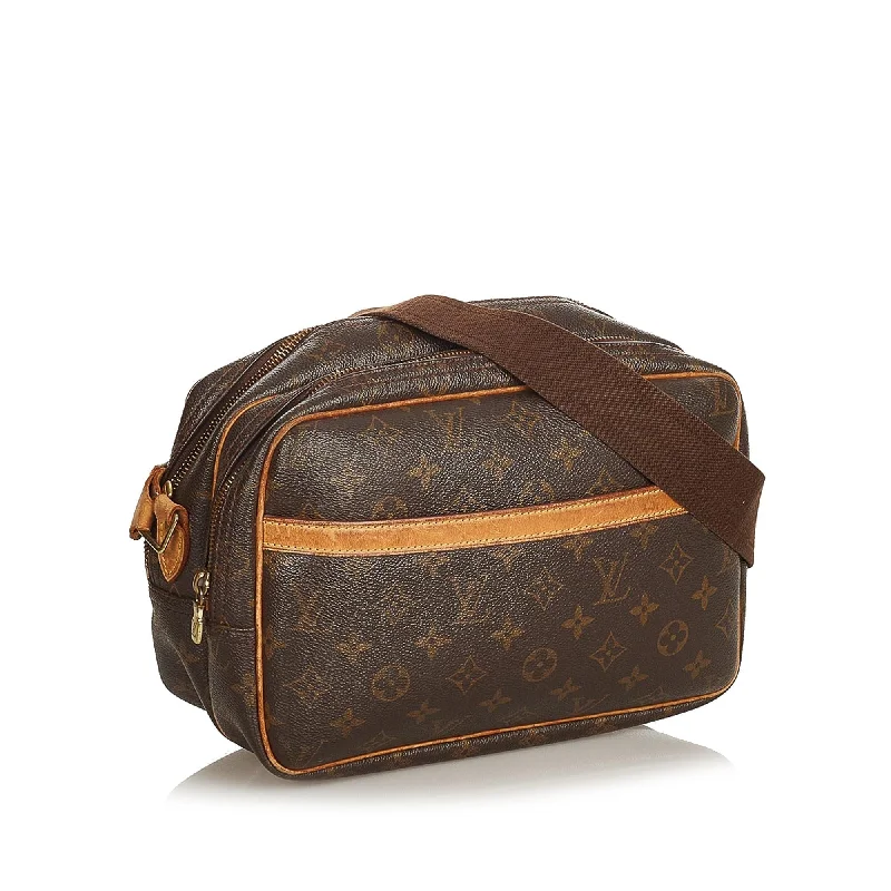 Ladies Louis Vuitton Capucines bags with gold - toned hardwareLouis Vuitton Monogram Reporter PM (SHG-32559)