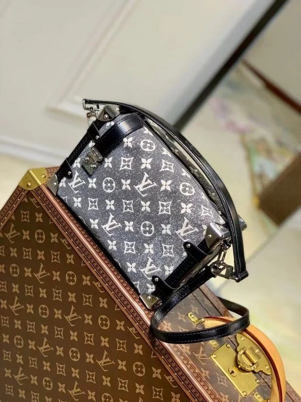 Louis Vuitton bags with a zip - around closure for enhanced securityFranco Shops- Louis Vuittons  - 15961