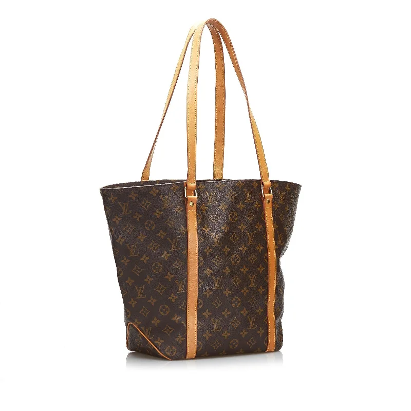 Louis Vuitton Twist bags with a snakeskin - effect panel for a bold lookLouis Vuitton Monogram Sac Shopping (SHG-X0Ybht)