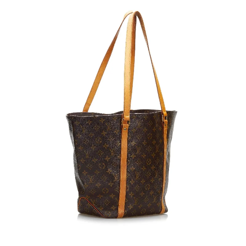 Louis Vuitton Petite Malle bags with a hard - shell structure for uniquenessLouis Vuitton Monogram Sac Shopping PM (SHG-37124)