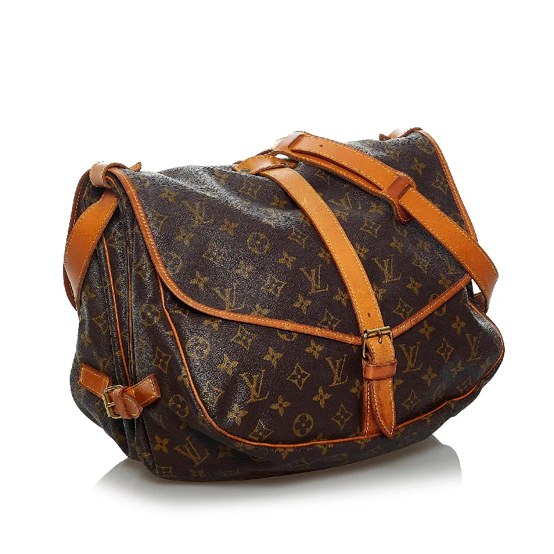 Louis Vuitton Alma bags with a monogram - embossed leather surfaceLouis Vuitton Monogram Saumur 35 (SHG-33632)