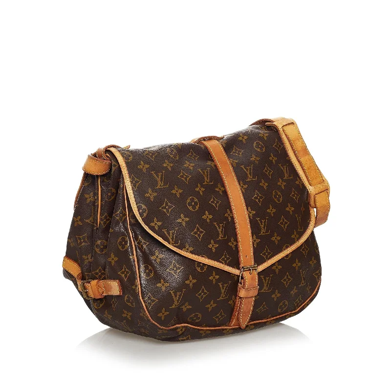 Ladies Louis Vuitton handbags with a detachable coin purse insideLouis Vuitton Monogram Saumur 35 (SHG-36589)