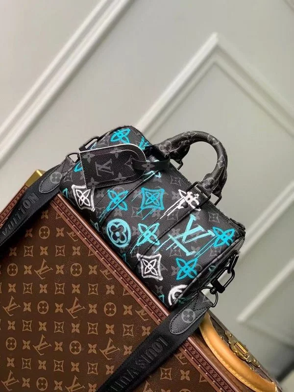 Louis Vuitton tote bags with a spacious interior and multiple pocketsFranco Shops- Louis Vuittons  - 15963