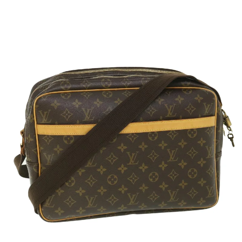 Louis Vuitton Speedy bags in monogram canvas for a classic lookLOUIS VUITTON Monogram Reporter GM Shoulder Bag M45252 LV Auth 55635