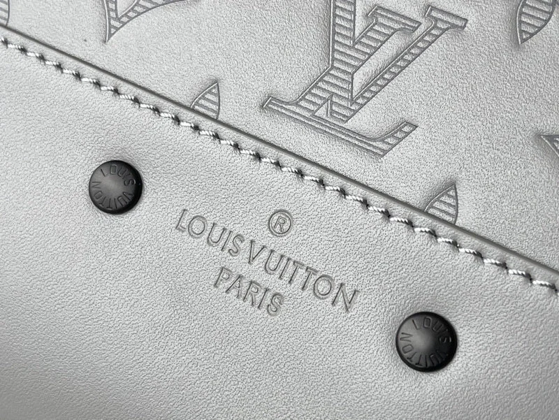 Ladies Louis Vuitton handbags with a detachable coin purse insideFranco Shops- Louis Vuittons  - 16360