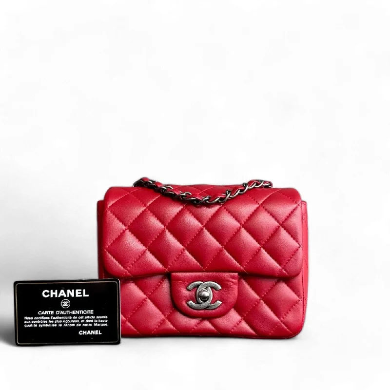 CHANEL CLASSIC FLAP MINI - 17CM MINI SQUARE QUILTED LAMBSKIN RED RUTHENIUM HARDWARE SERIES 20 SYCM340