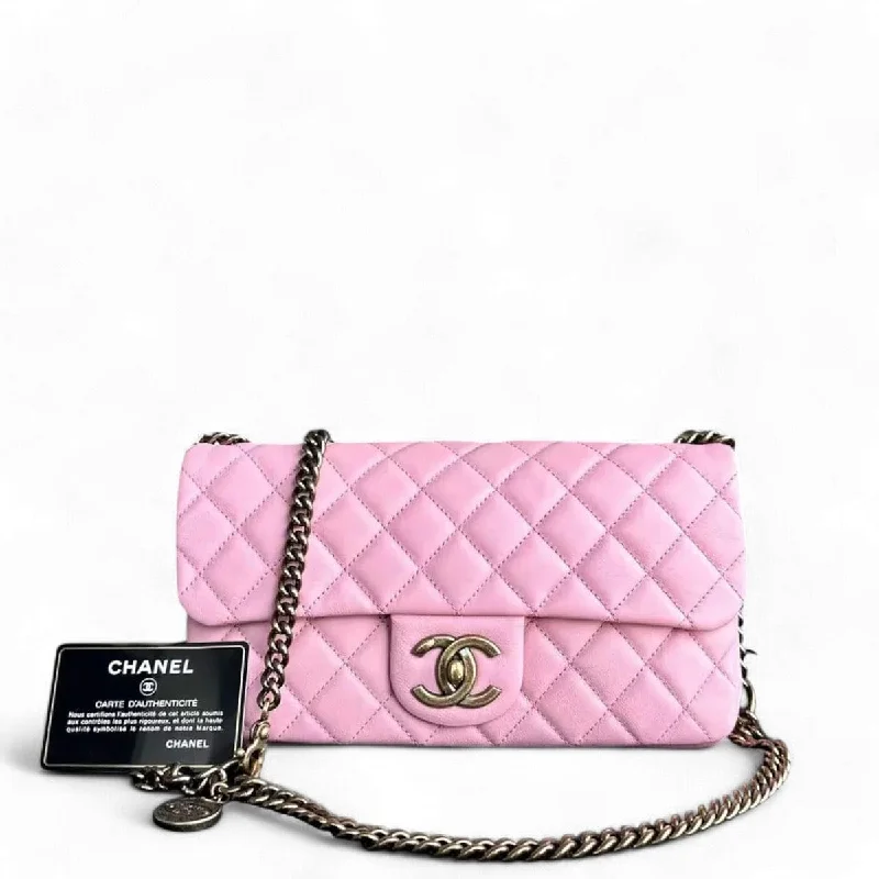 CHANEL CALFSKIN CC SEASONAL FLAP ZIPPED SINGLE FLAP QUILTED PINK GOLDEN HARDWARE SERIES 18 SYCM331