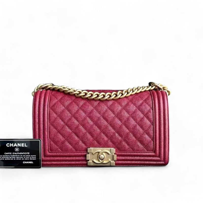 Chanel Caviar Boy Old Medium 25CM Quilted Grained Calfskin Red Leboy Golden Hardware Series 26