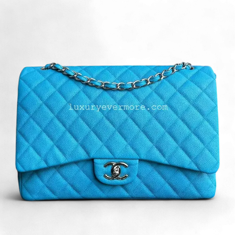 BALANCE of Maxi Classic Flap Caviar Double Flap Quilted Grained Calfskin Blue Silver Hardware Series 17